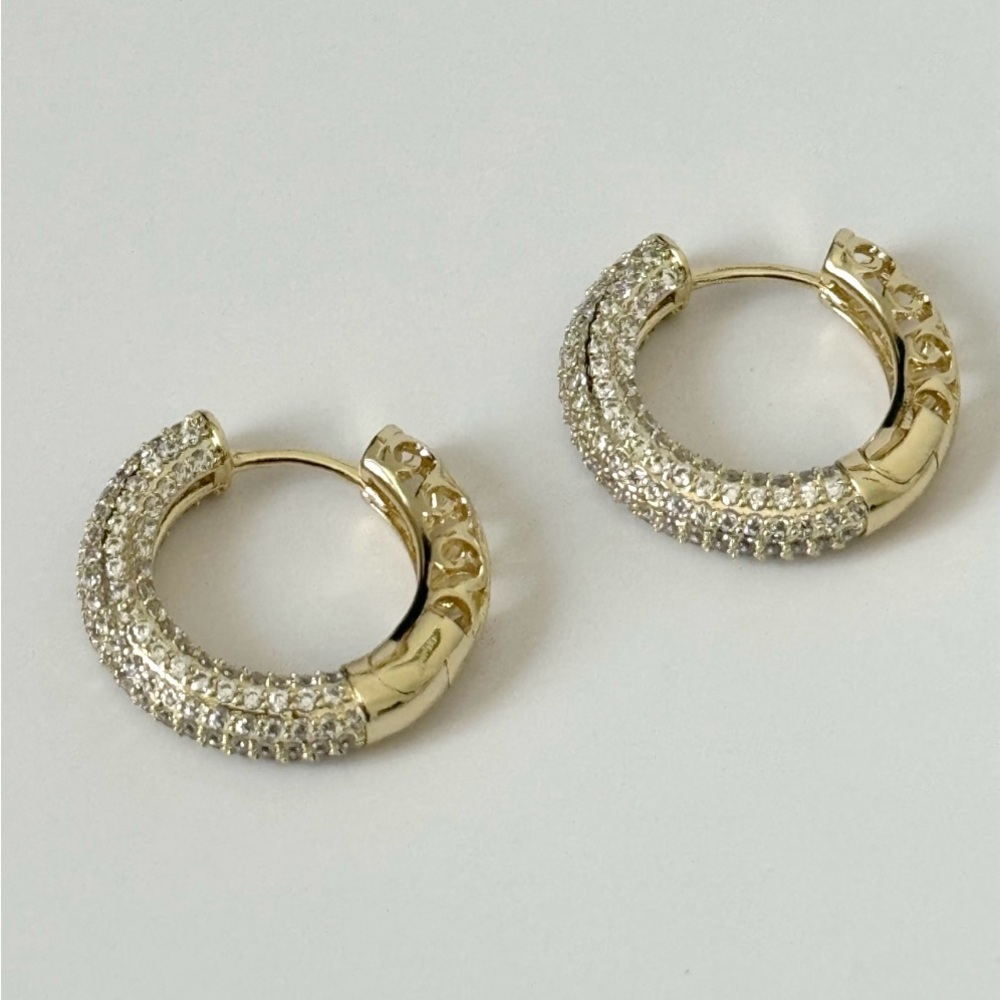Santira Hoops - Picture 2 of 2